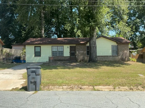 714 Prince Dr, Phenix City, AL 36869