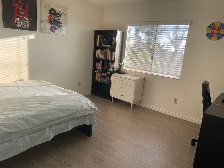 649 Blenfield Pl — Photo 12