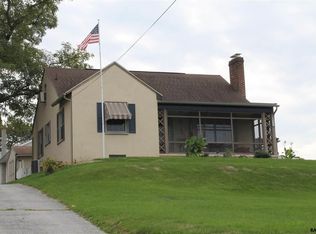 646 Boundary Ave, Hanover, PA 17331