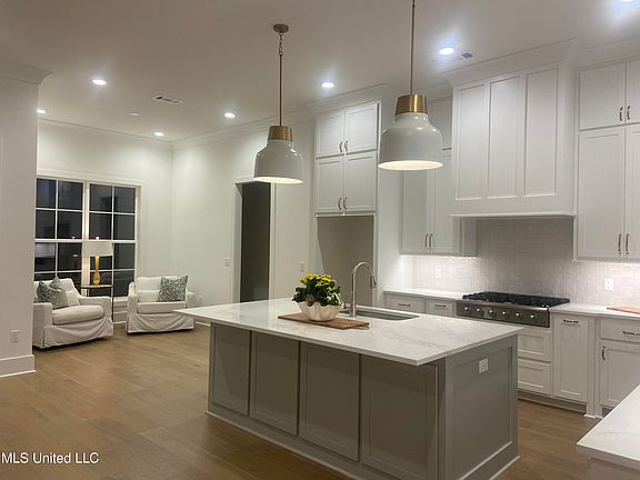 4th image of 114 Herons Bay Cir