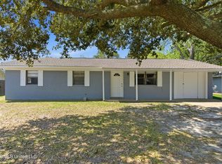 6688 Balboa Cir, Ocean Springs, MS 39564