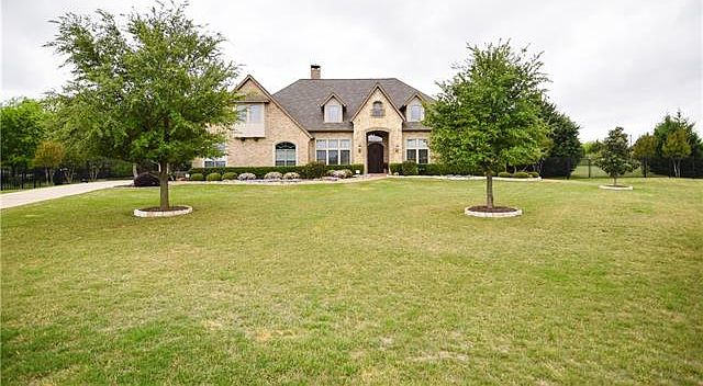 1st image of 520 Ambrym Dr