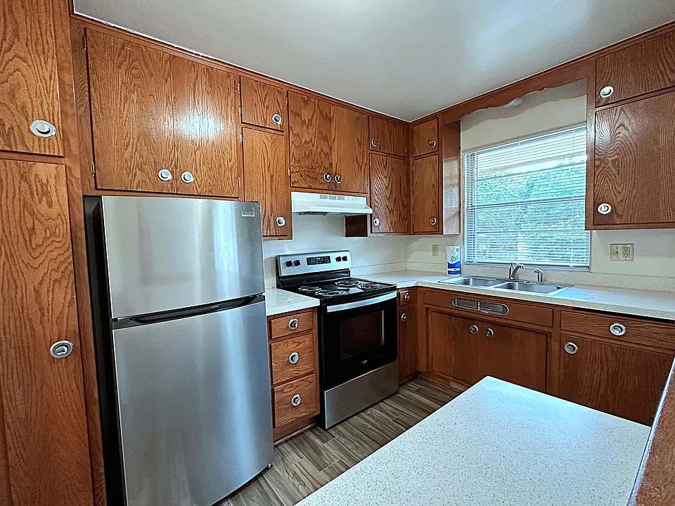 Mast Apartments