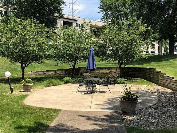 2nd image of 2701 W Willowlake Dr APT 58