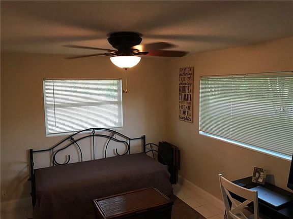 3rd image of 431 78th Ave NE