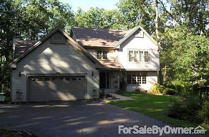 Front view
						:
						down private road to circle driveway