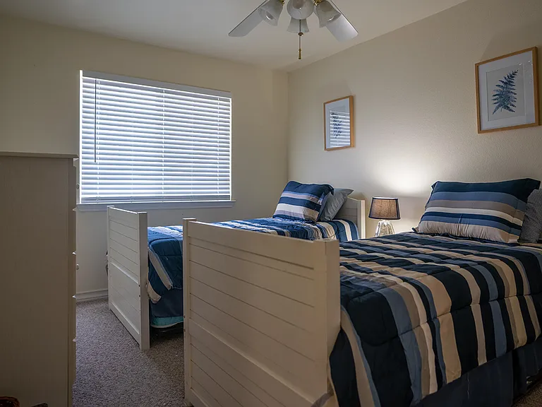 Chapel Hill Cir — Photo 17