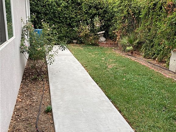 2nd image of 7808-7810 Genesta Ave