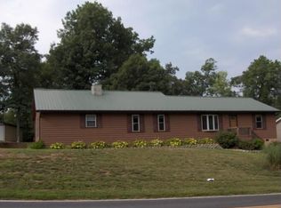 990 Shoreline Dr, Lexington, NC 27292