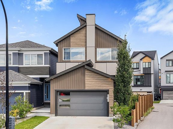 2nd image of 3906 5th Ave SW