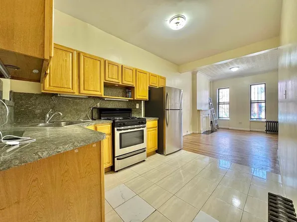 85 Saint Mark's Avenue image 1 of 5
