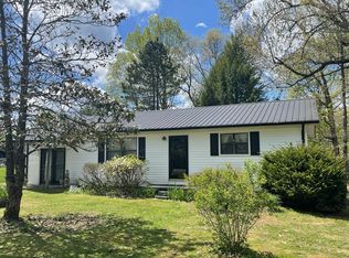 1320 Evergreen Ln, Monterey, TN 38574