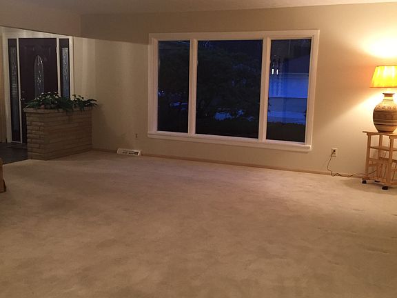 5th image of 4531 Whitehall Dr