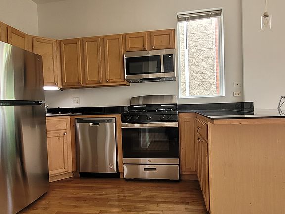 2nd image of 1510 N Campbell Ave APT 3F