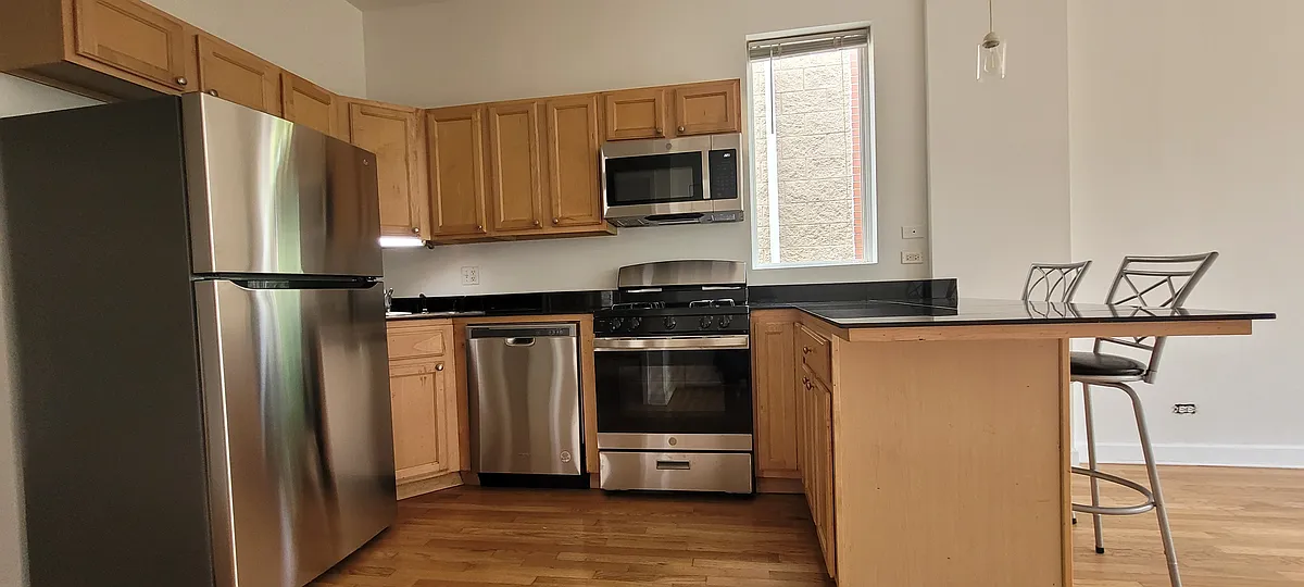 Building Photo - 1510 N Campbell Ave #3F