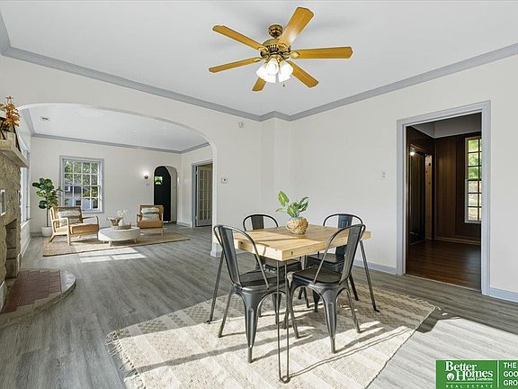 5th image of 1104 Avenue G