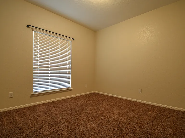7712 Kendall Hill Dr — Photo 15