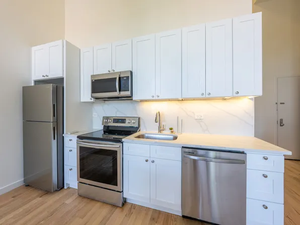 185 Chauncey Street image 1 of 12