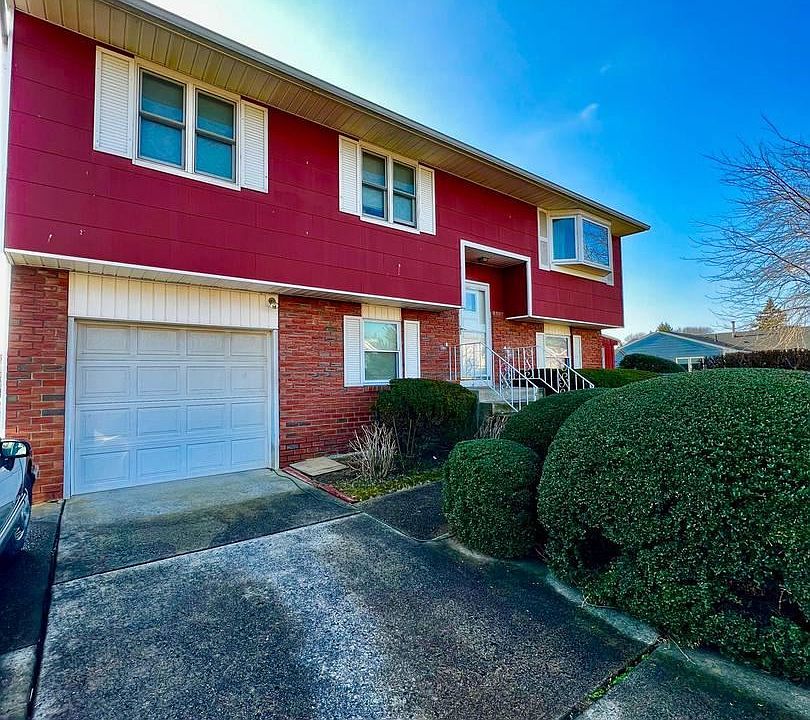2nd image of 2219 Andrea Dr