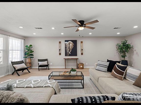 5th image of 9011 Gutierrez Rd NE
