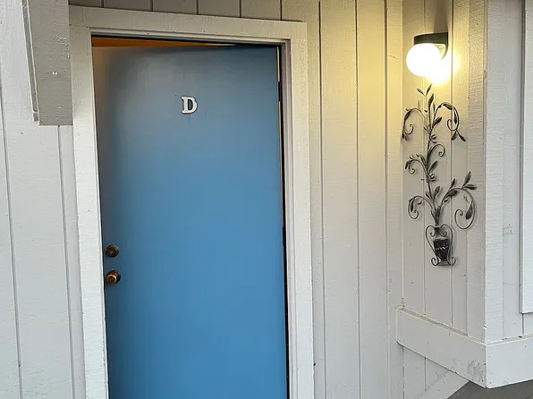 14 Stender Ave APT C, Watsonville, CA 95076