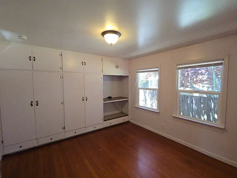 1809 P St — Photo 7