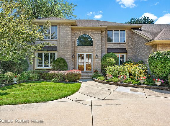 2nd image of 6245 Squire Ln