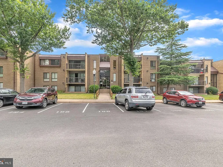 7587 Margate Ct #203 — Photo 1