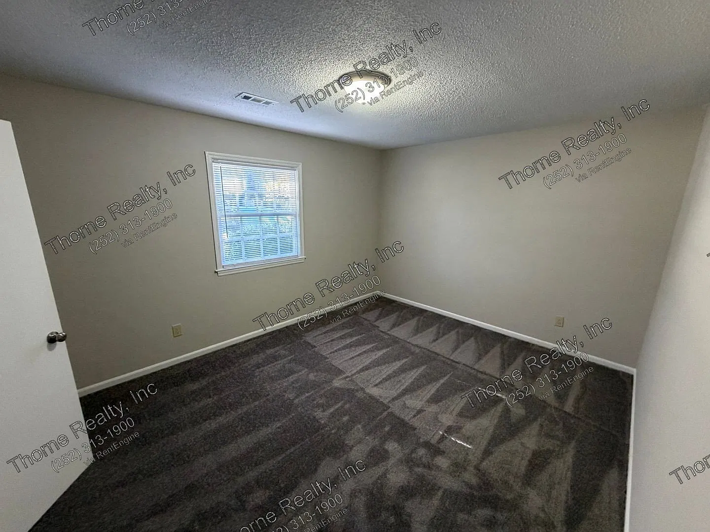 2 bed, 1.0 bath, 877 sqft, $795 — Photo 4