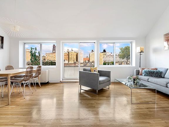 2nd image of 28 West 74th Street ##ph1