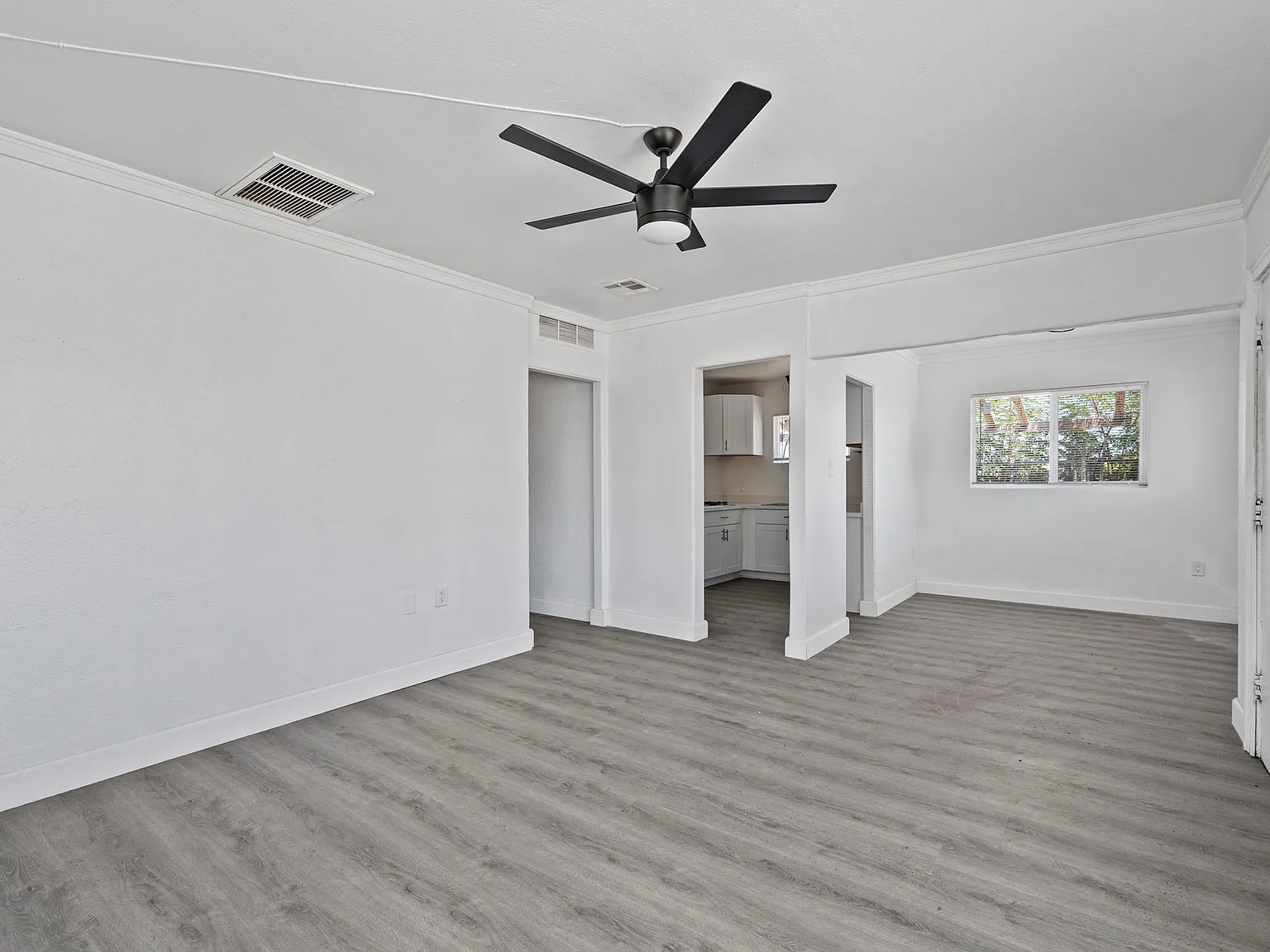 3 bed, $2,250 — Photo 4
