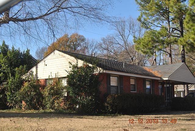 2nd image of 781 Margo Ln