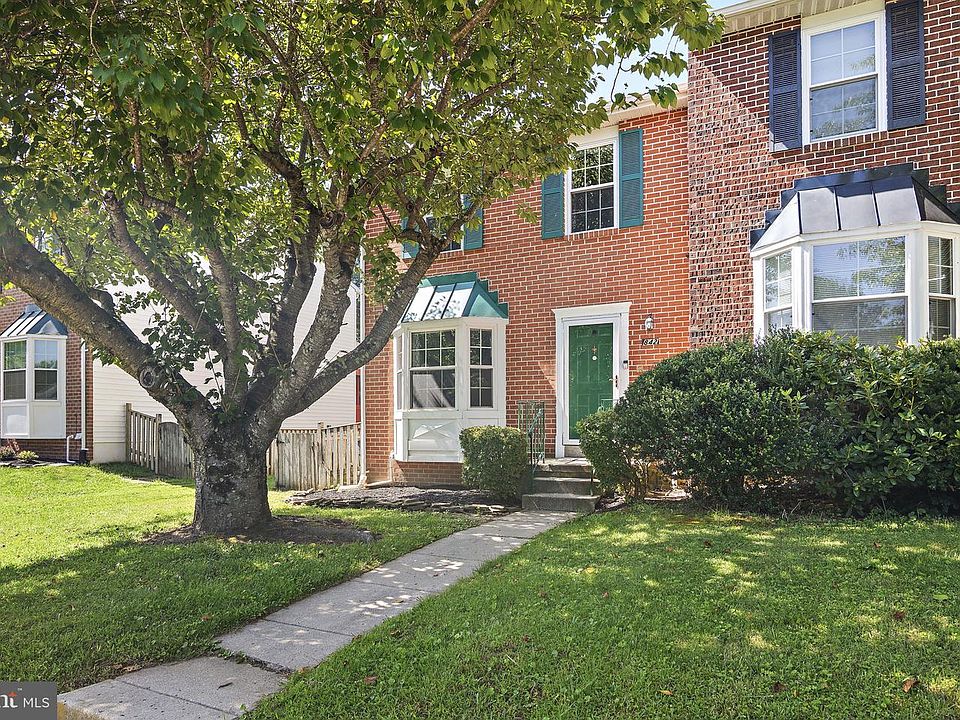 1st image of 842 Ellicott Dr