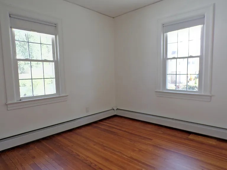 another view of bedroom 3