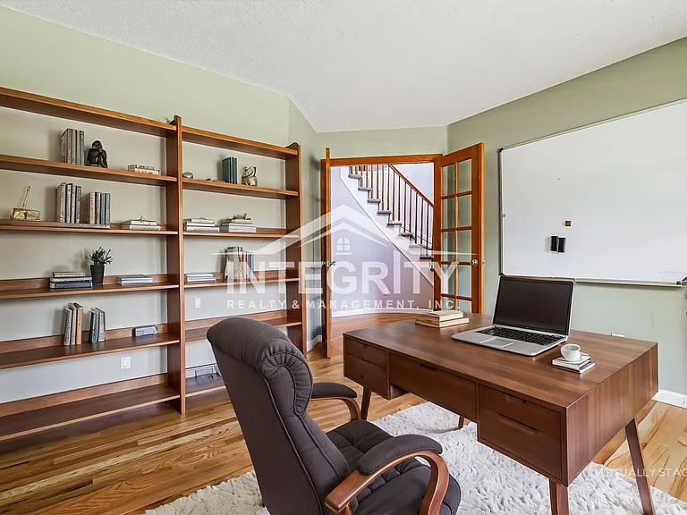 11536 Briarwood Ln — Photo 5