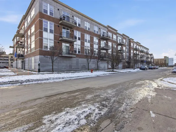 66 Winder St, Detroit, MI 48201