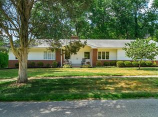 217 High St, Sunbury, OH 43074