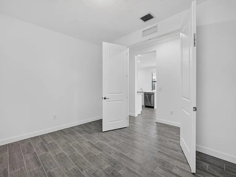 10644 NW Wilgrove Ln — Photo 23