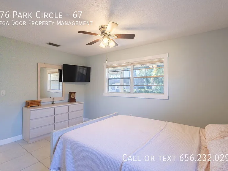676 Park Cir #67 — Photo 10