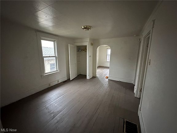 5th image of 1425 Pennsylvania Ave