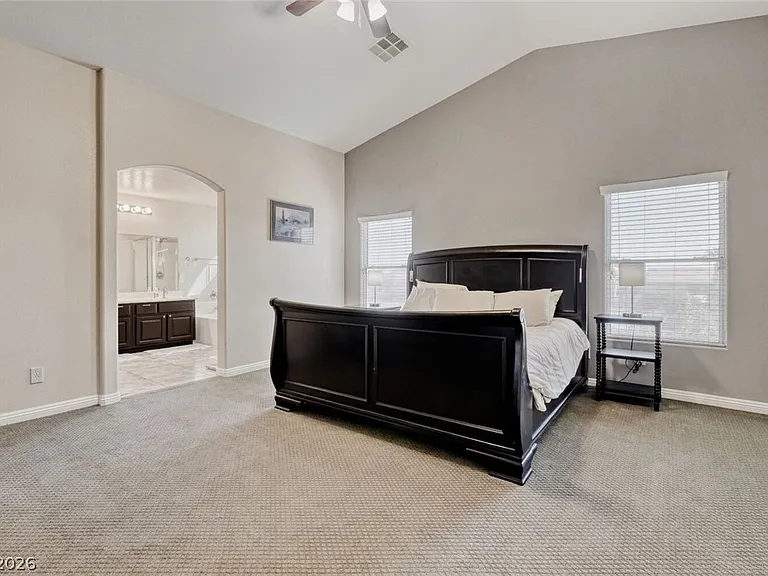 9434 Marshall Creek St — Photo 11