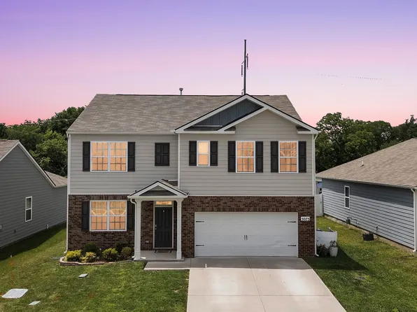 5073 Hunters Village Dr, Lebanon, TN 37087