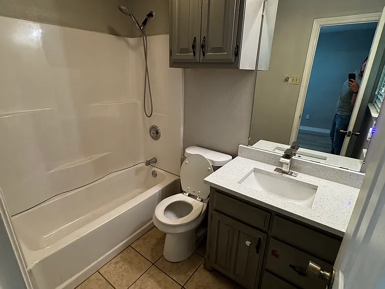 1601 White Oak Ct — Photo 11