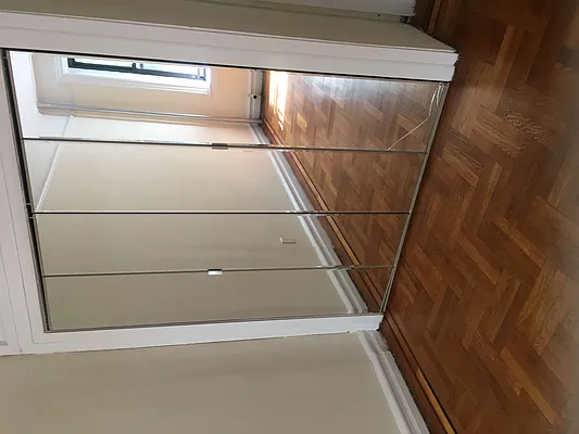 Rented by Hugawall Realty | media 36