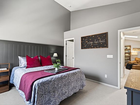 5th image of 15645 25th Pl N Unit D