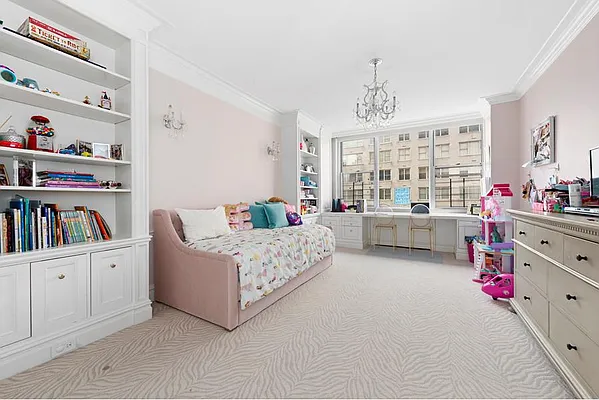 Sold by Douglas Elliman | media 7