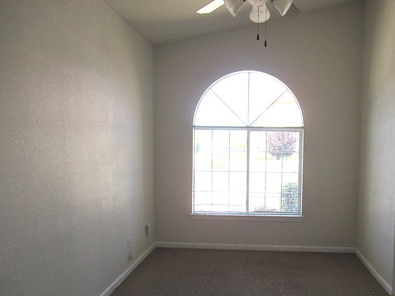 3rd image of 700 La Florida Dr