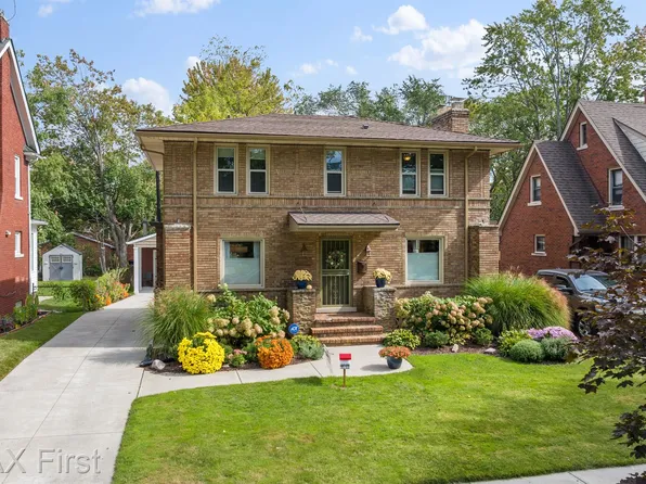 16584 Huntington Rd, Detroit, MI 48219