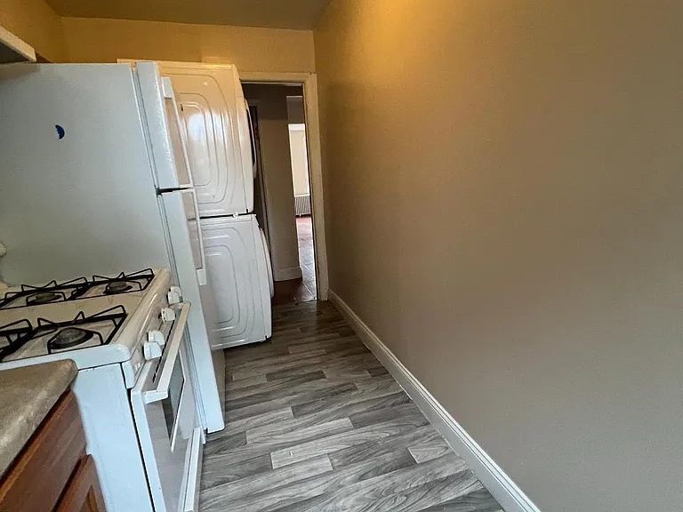 38 Galveston Pl SW #A — Photo 7