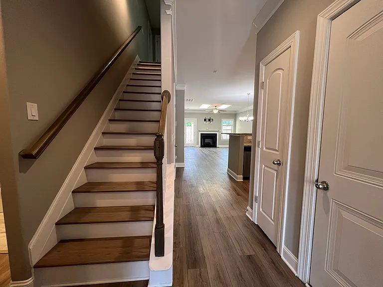 1618 Cedar Hill Way — Photo 23